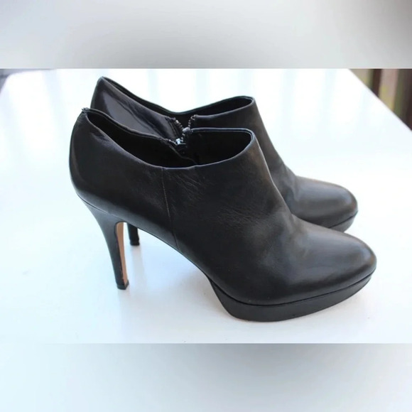 Vince Camuto booties - Picture 6 of 11
